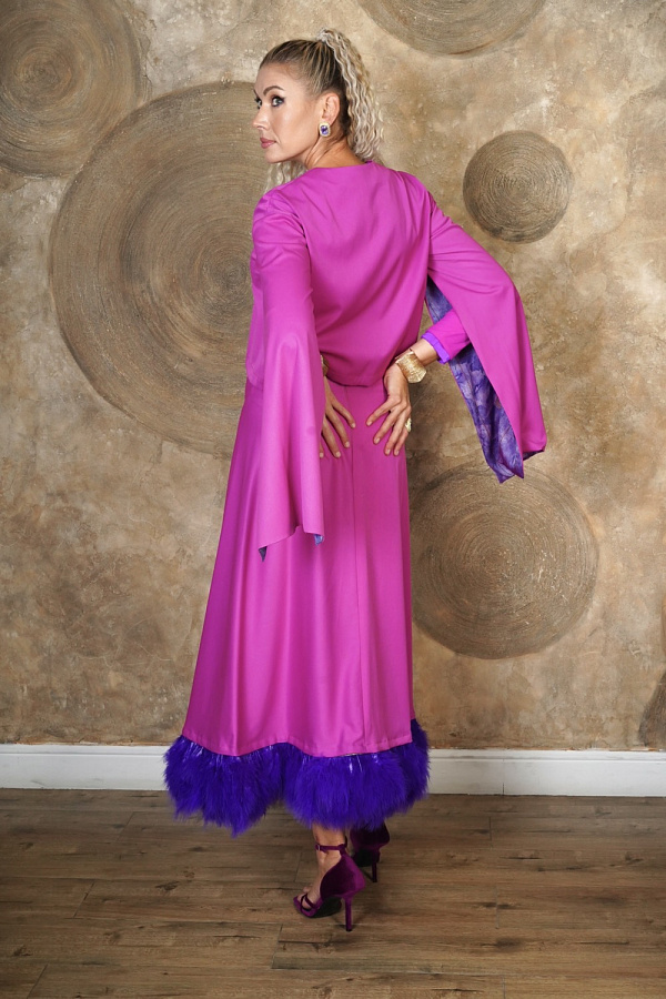 Костюм-фуксия