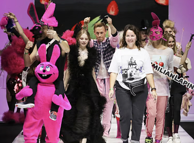 На Неделе моды в Москве прошел показ с дополненной реальностью