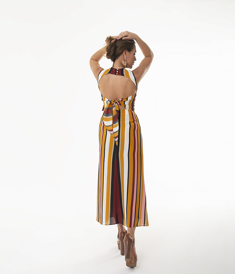 Платье из крепа